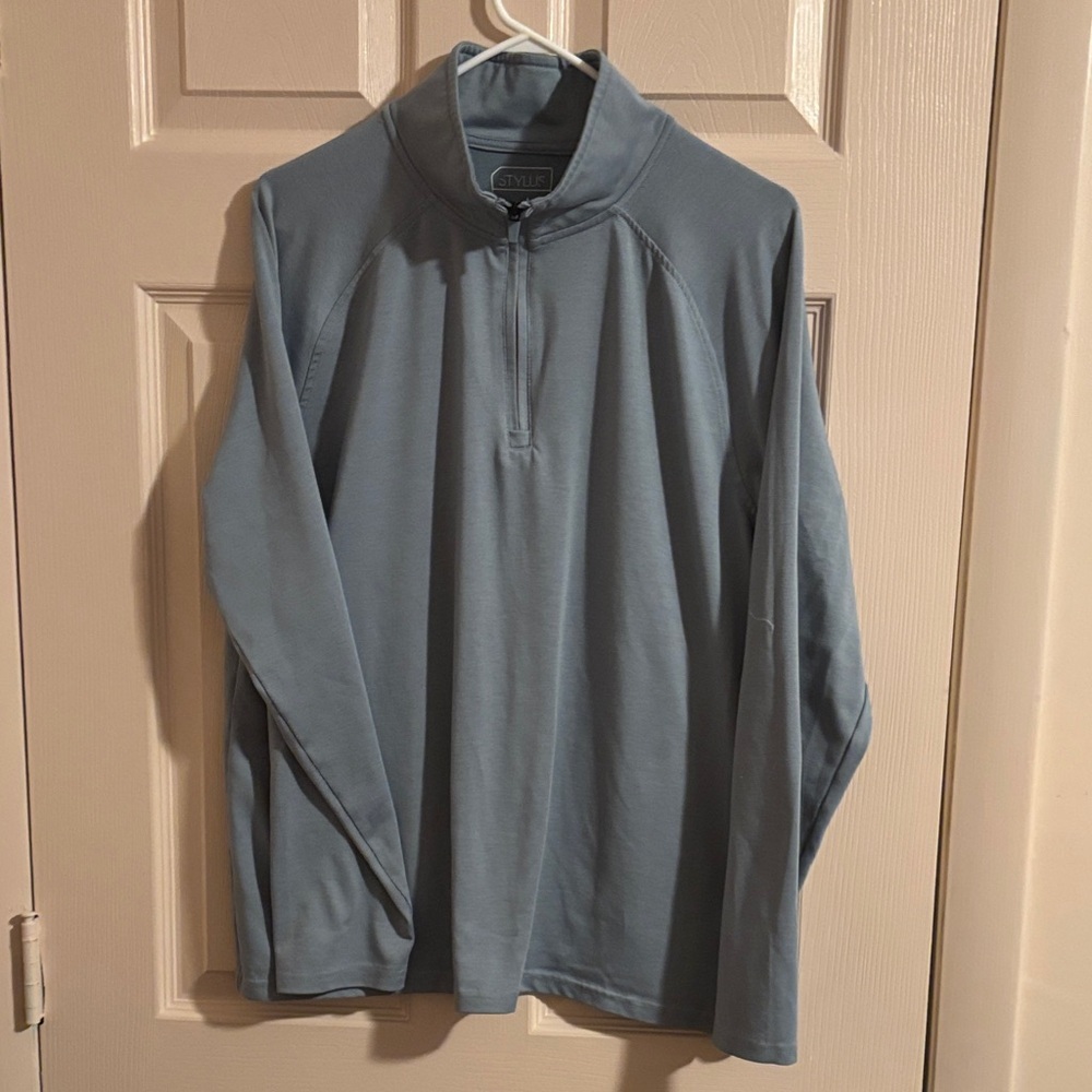 STYLUS Gray Pullover